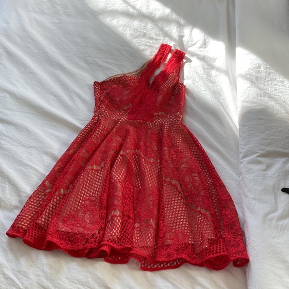 STYLESTALKER Red Elliot Circle One Shoulder Lace Cocktail Dress XS - Picture 4 of 5